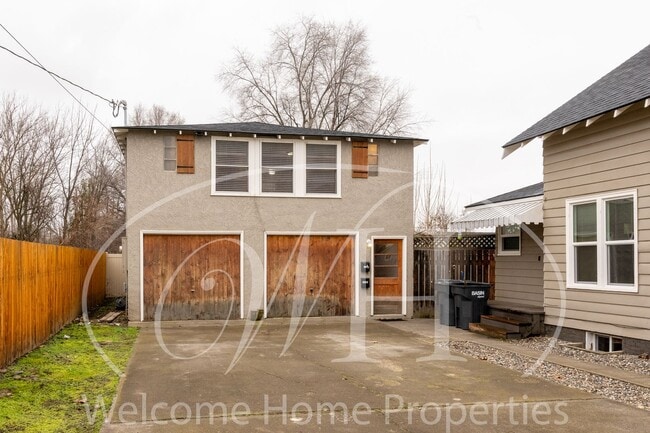 Photo - 310 SE 6th St Unit 310 1/2 6th