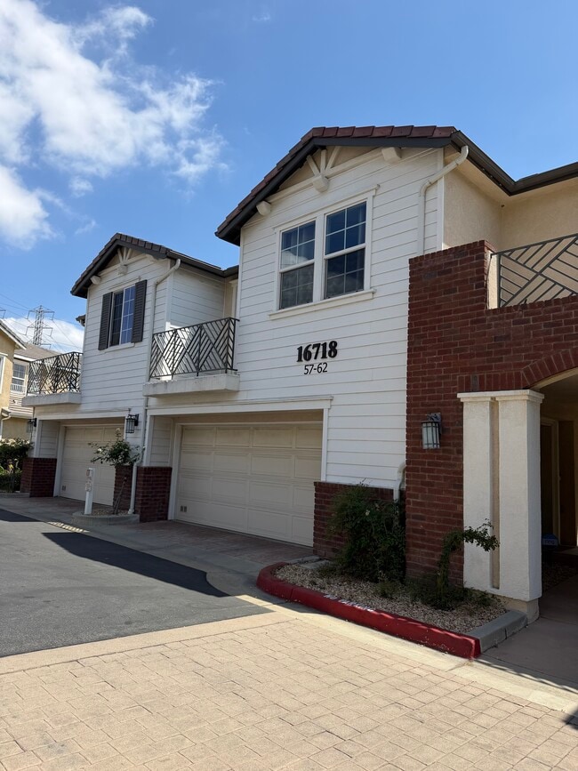 Photo - 16718 Nicklaus Dr Unidad 60