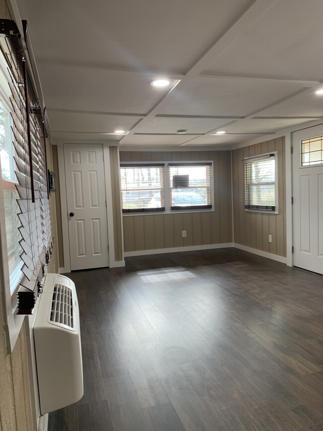 Photo - 3720 Poplin Rd