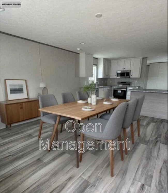 Building Photo - 24 Erin Ln