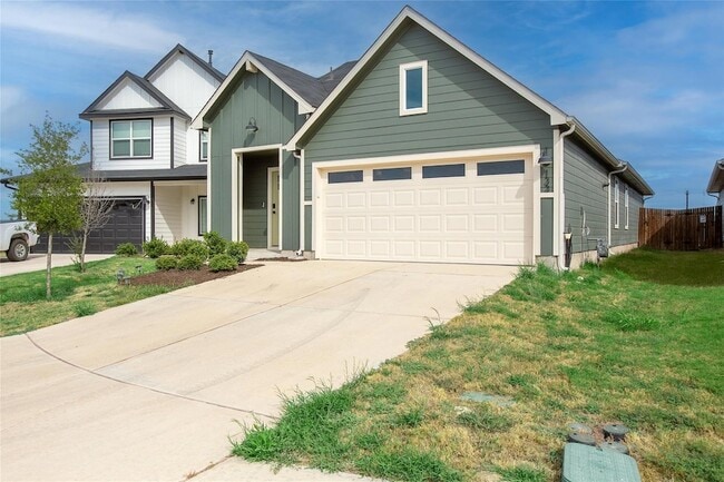 Photo - 133 Frogmore Lp