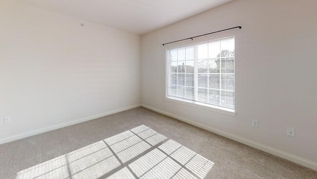 Washington Square Apartments