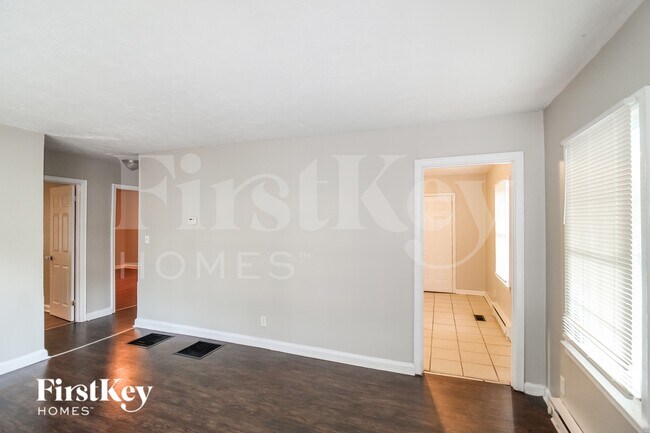 Photo - 1823 Lee St
