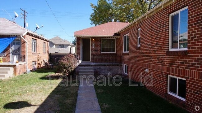 Building Photo - 536 Jackson St Rental