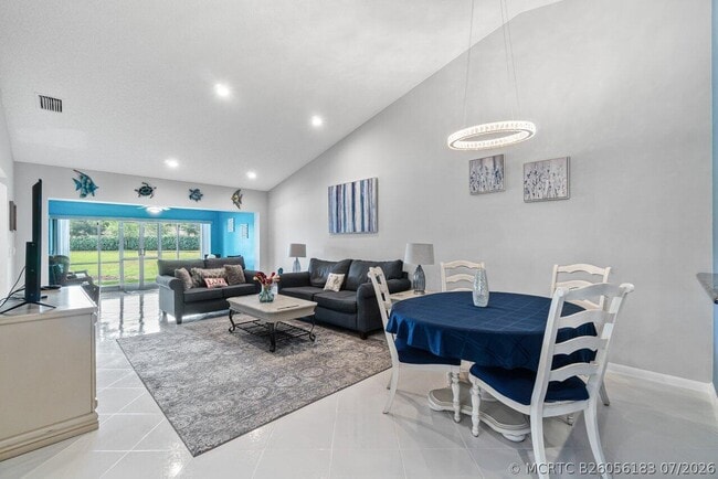 Photo - 7916 Coral Pointe Dr