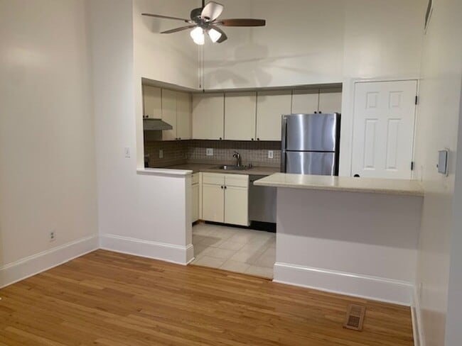 Photo - 1303 W 13th St
