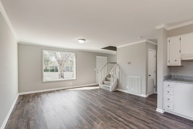 Photo - 1311 Mini Ct N