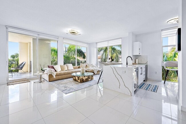 Photo - 550 Okeechobee Blvd Unit 422