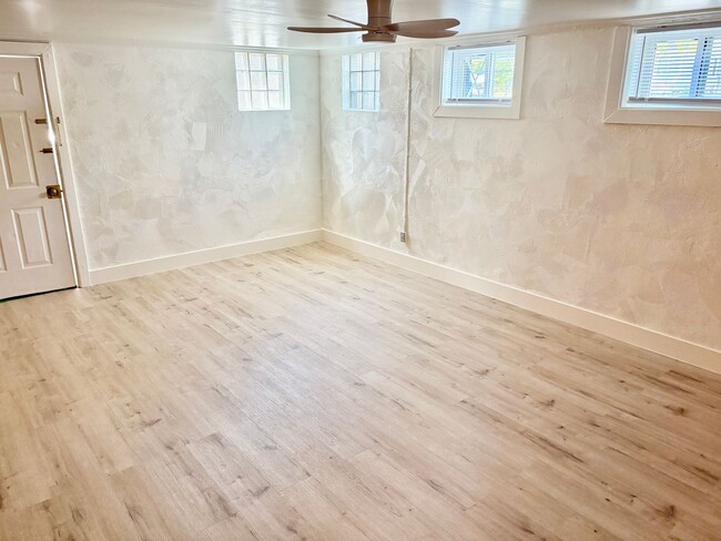 Photo - 712 Avenue B Unit 712 Avenue B  1/2 Down
