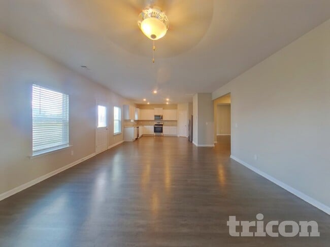 Photo - 1392 Deutz Dr