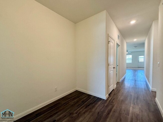 Photo - Beautiful 4-Bedroom 3-Bath Single Story Home Conveniently Located near Loop 1604, I-10, and FM 1516!