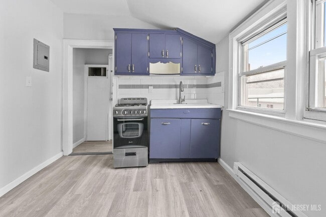 Photo - 211 N 13th St Unit 3