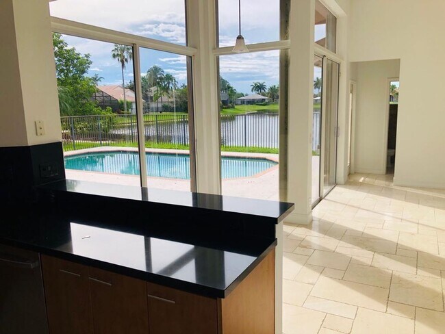 Photo - 2653 Oakbrook Dr House