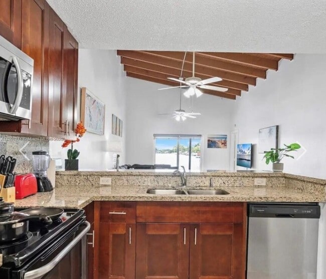 Photo - 2421 SW 58th Manor