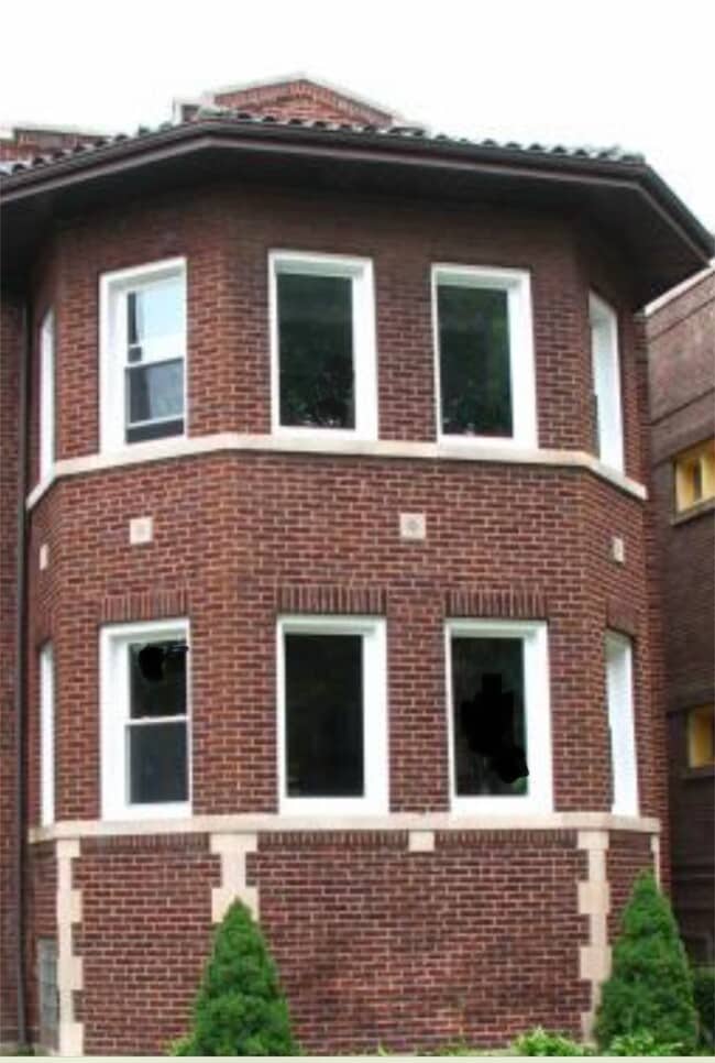 Building Photo - 7811 S Euclid Ave Unit 1