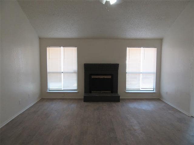 Photo - 1209 Conlin Dr
