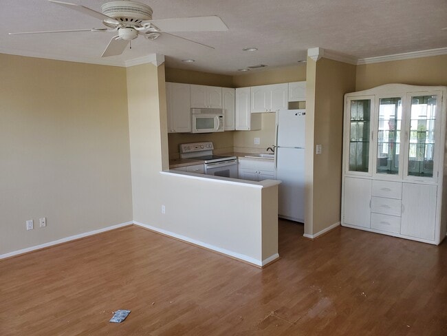 Photo - 2929 SE Ocean Blvd
