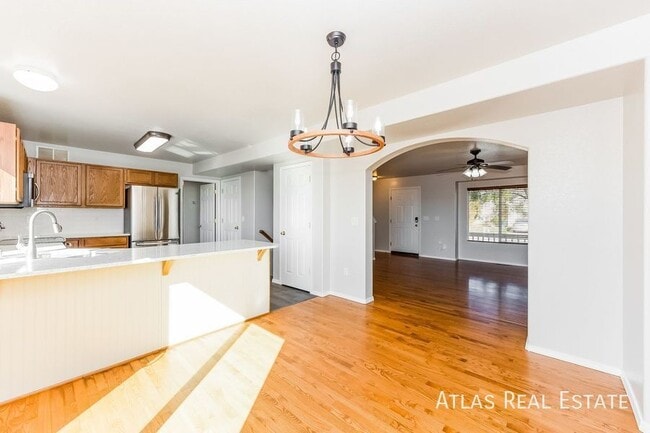 Photo - 7335 Edgebrook Dr