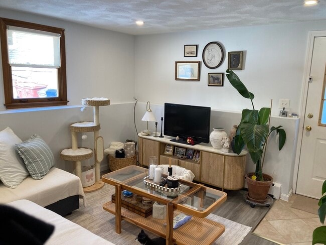 Photo - 25 Cleveland St Unit 1