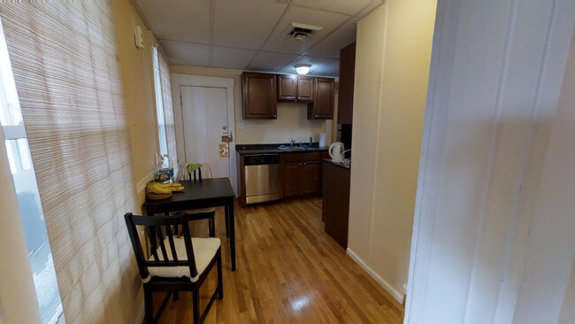 363 Beacon St Unidad 1