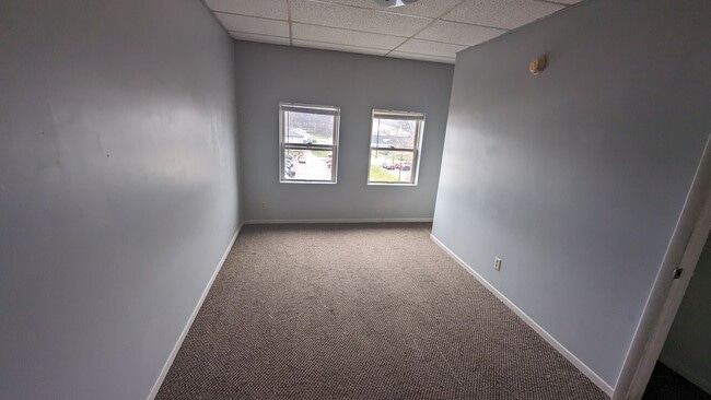 Photo - Oak Erie Building Unit 17 Oak 3