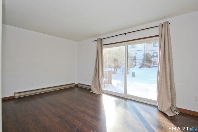 Photo - 29 Salmon Run Unit 29