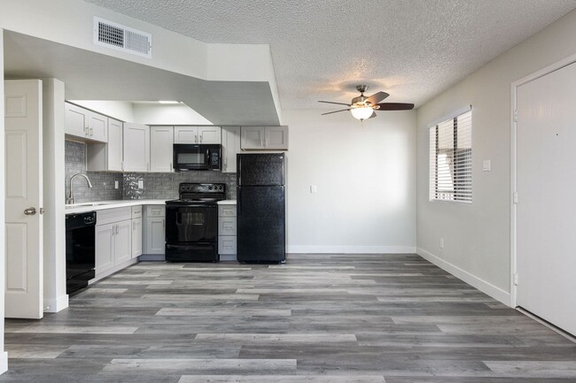 Photo - Stonybrook Apartments