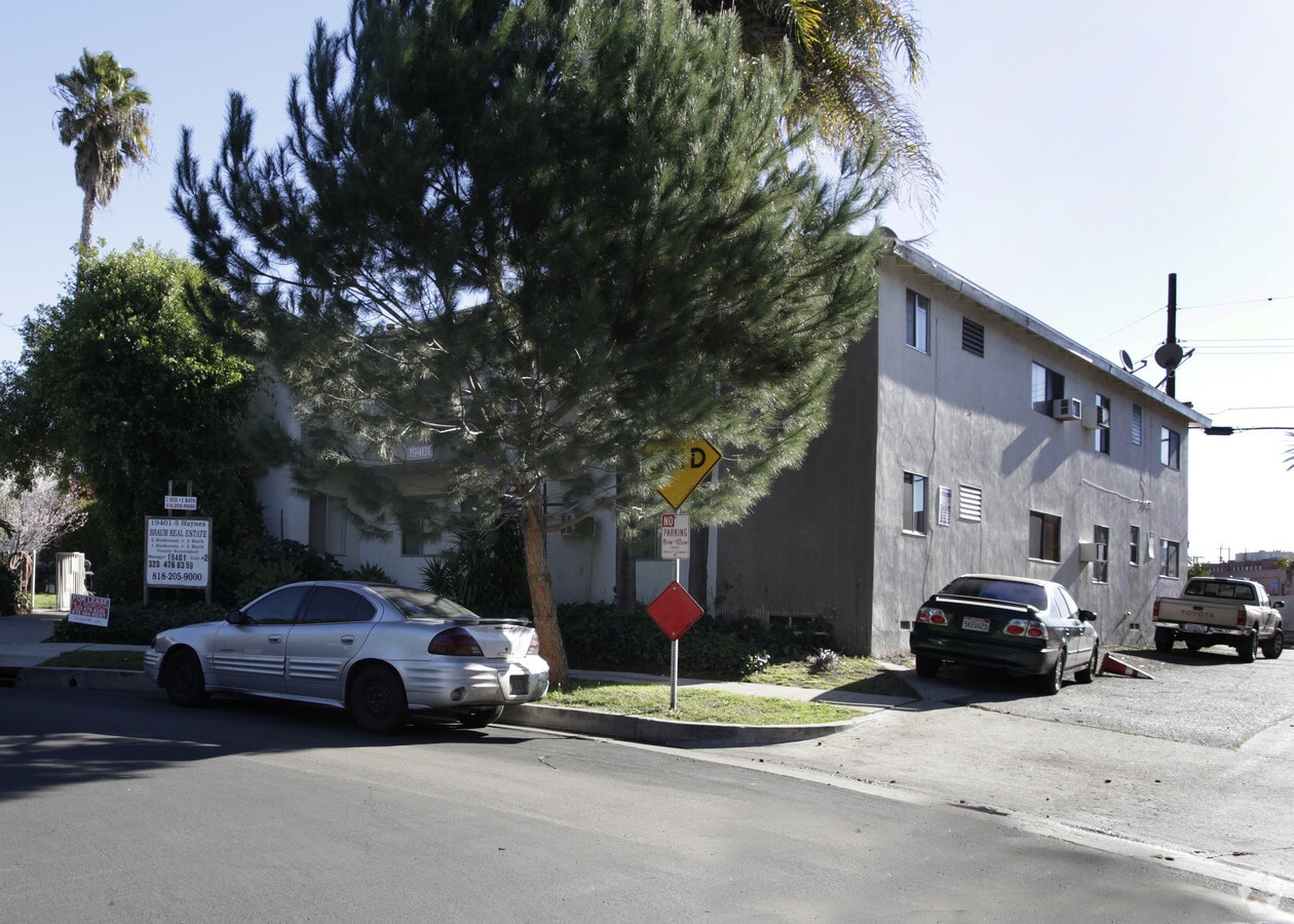 Photo - 19405 HAYNES