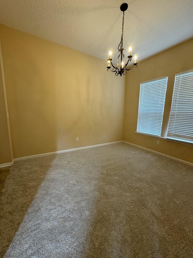 Photo - 4 bedroom 3 bath home in the Mandarin/ Sou...