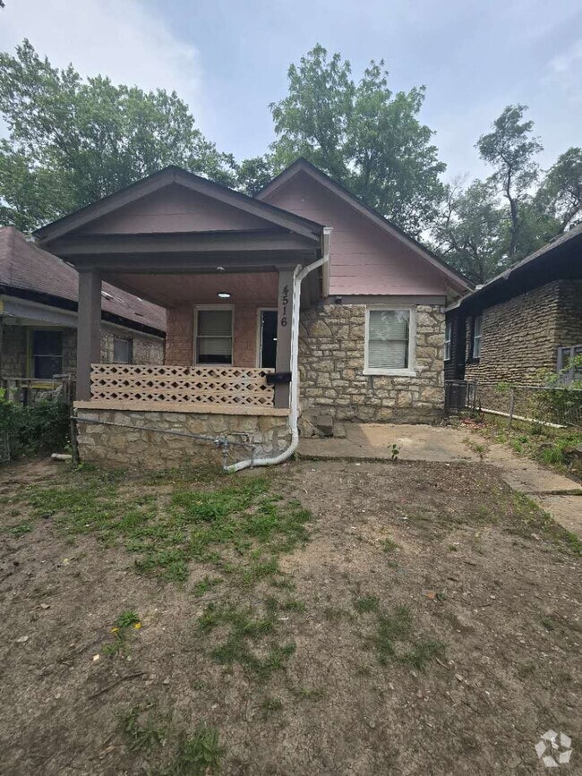 Building Photo - 4516 Olive St Rental