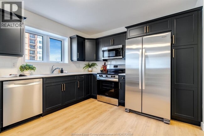 Photo - 4 Bruce Ave Unité 1