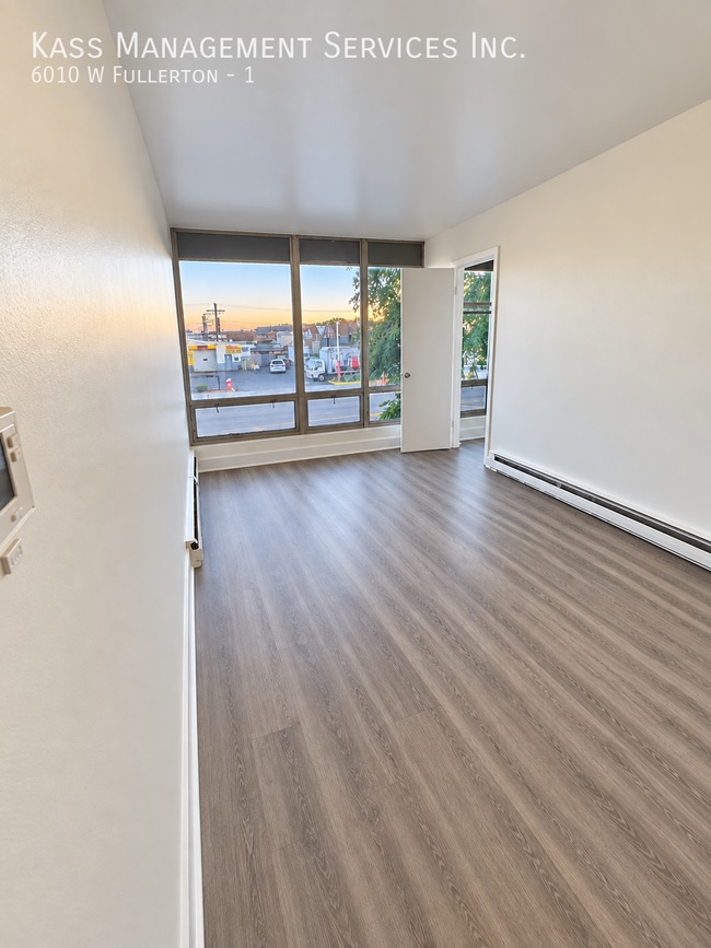 Building Photo - 6010 W Fullerton Ave Unit 1