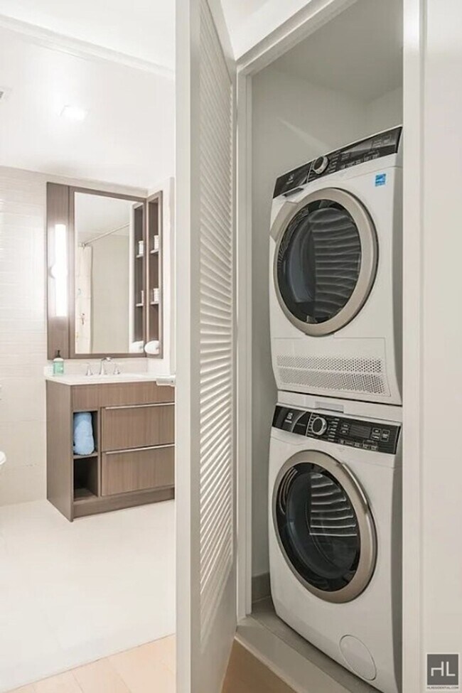 Photo - 975 Nostrand Ave Unit 736