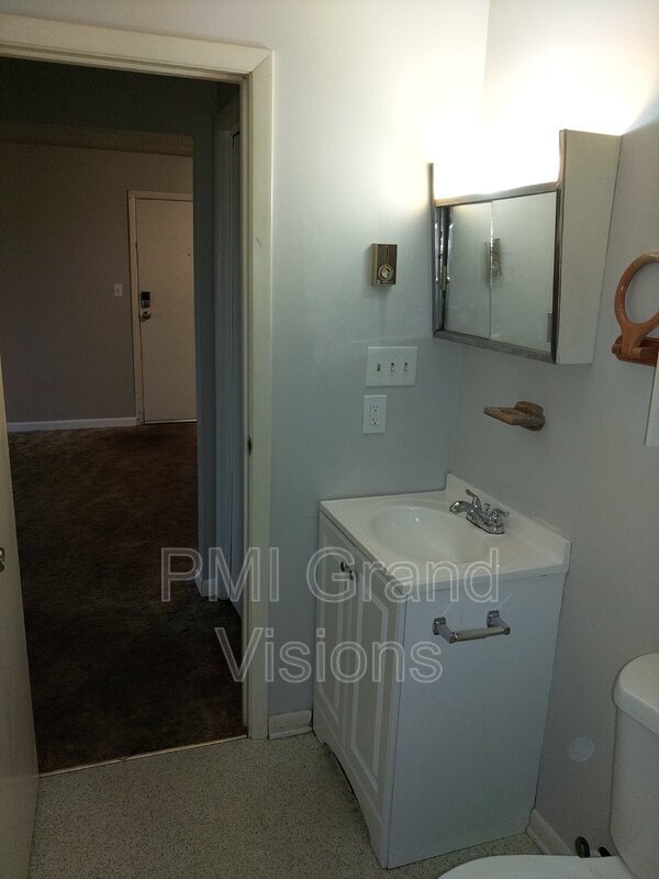 Photo - 24 W Buchanan Ave Condo Unit 20