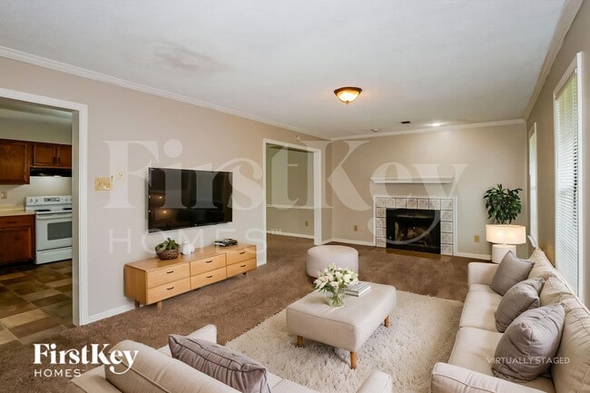 2428 Green Glen Dr