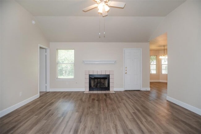 Photo - 609 Sunny Brook Dr