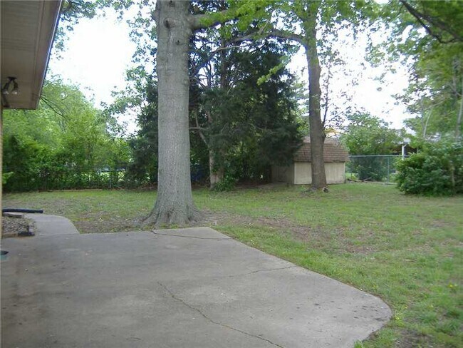 Photo - 1212 W Pine St