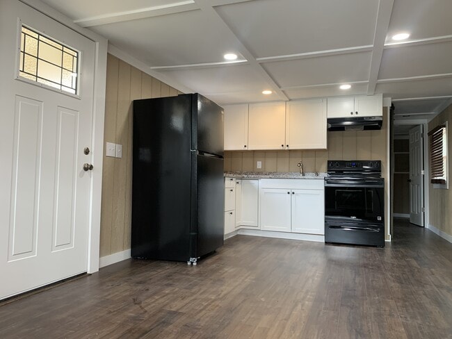 Photo - 3720 Poplin Rd