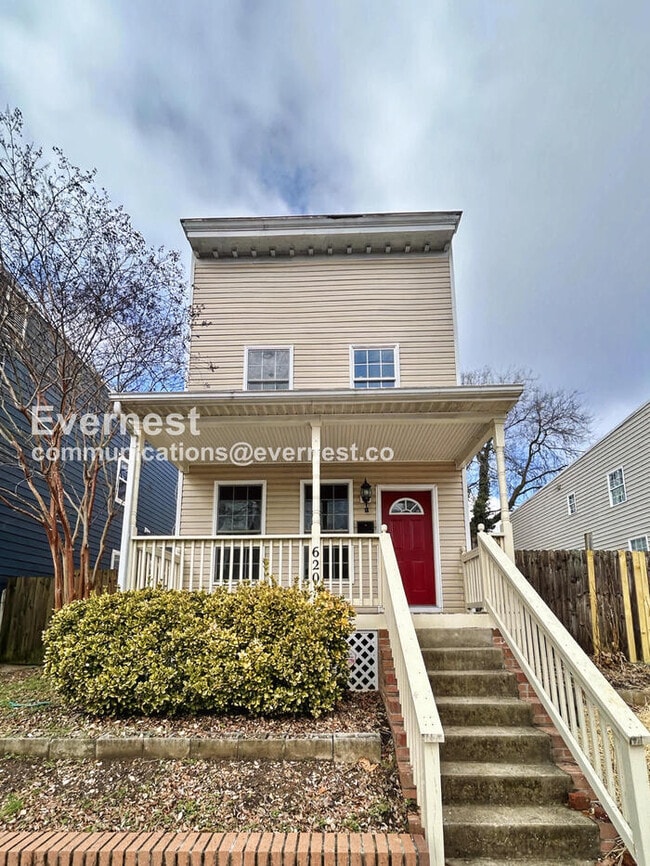 Photo - 620 N 30th St