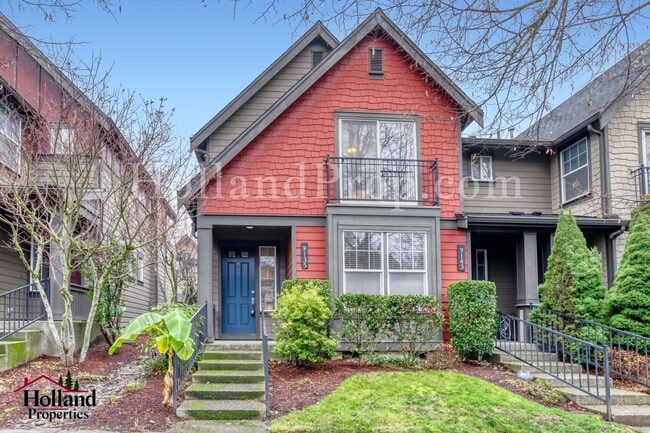 Building Photo - Beautiful 2 Bed • 2.5 Bath home in Prime Hillsboro Location – Light, Bright & Functional! *** Spe...