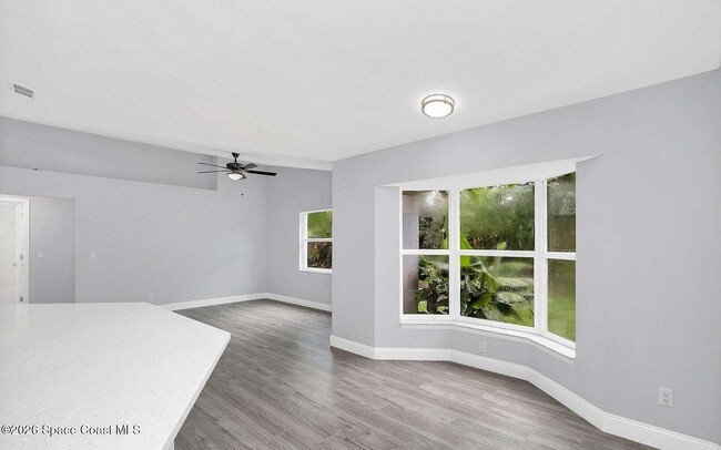 Photo - 614 Elmont St NW