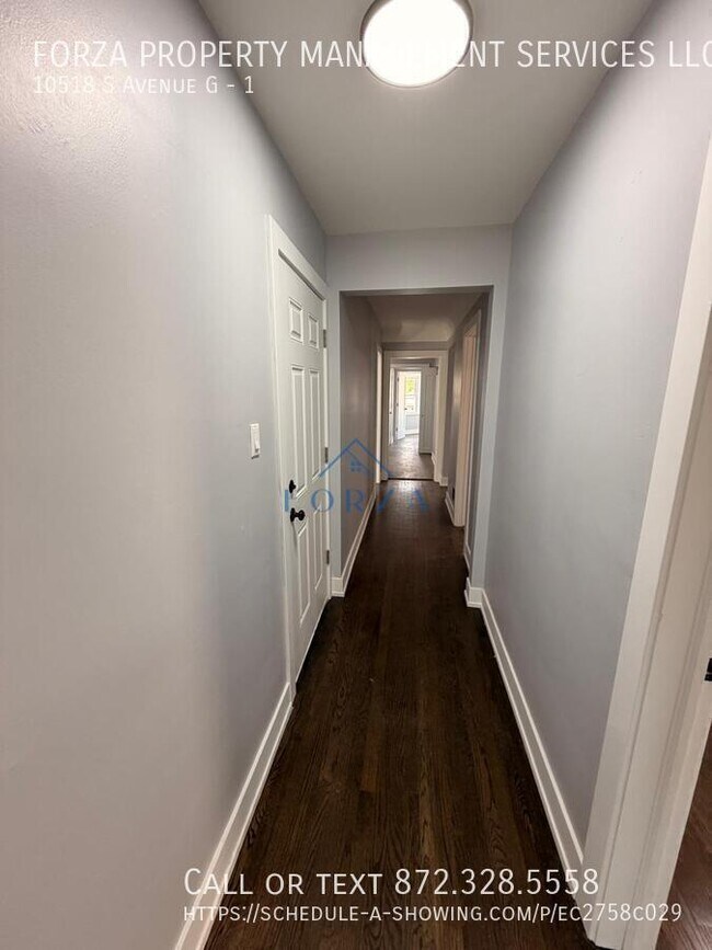 Photo - 10518 S Ave G Unidad 1