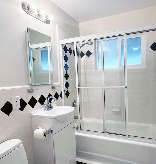 Photo - 519 Drucilla Dr