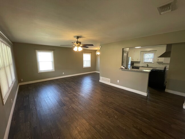 Photo - 3502 30th St