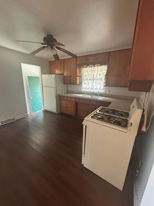 Photo - MB 8205-8207 Antioch Rd Unidad 8207