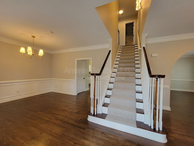 Photo - 3239 Osborne Rd NE