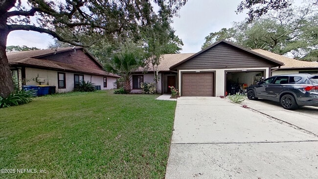 Photo - 11323 Sawmill Rd