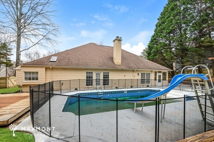 Photo - 1683 Stonegate Way SW