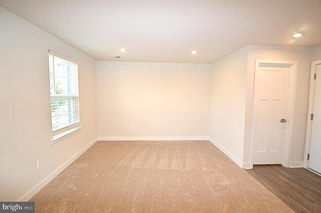 Photo - 11328 Willow Green Cir