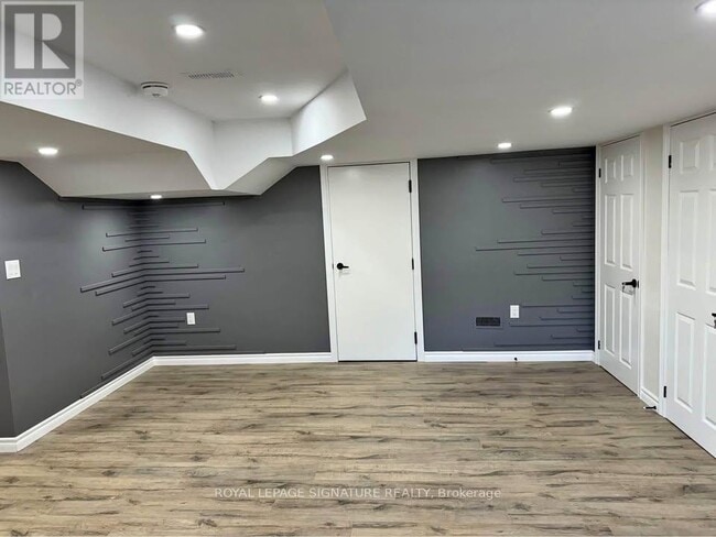 Photo - 60 Lofthouse Dr